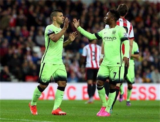 场上展现出 场上展现出